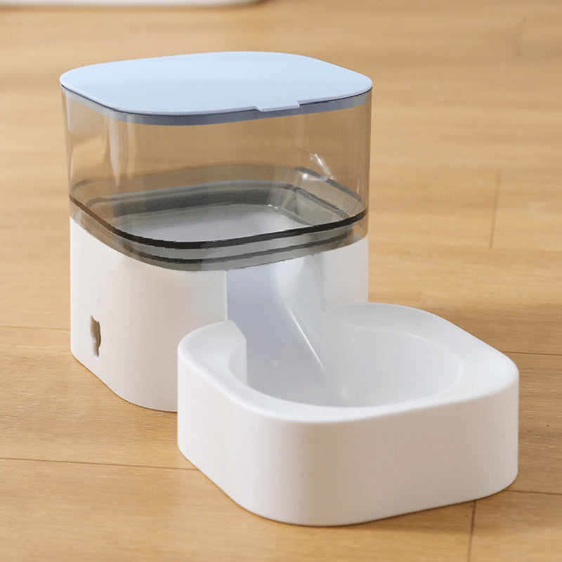 Pet food/water dispenser