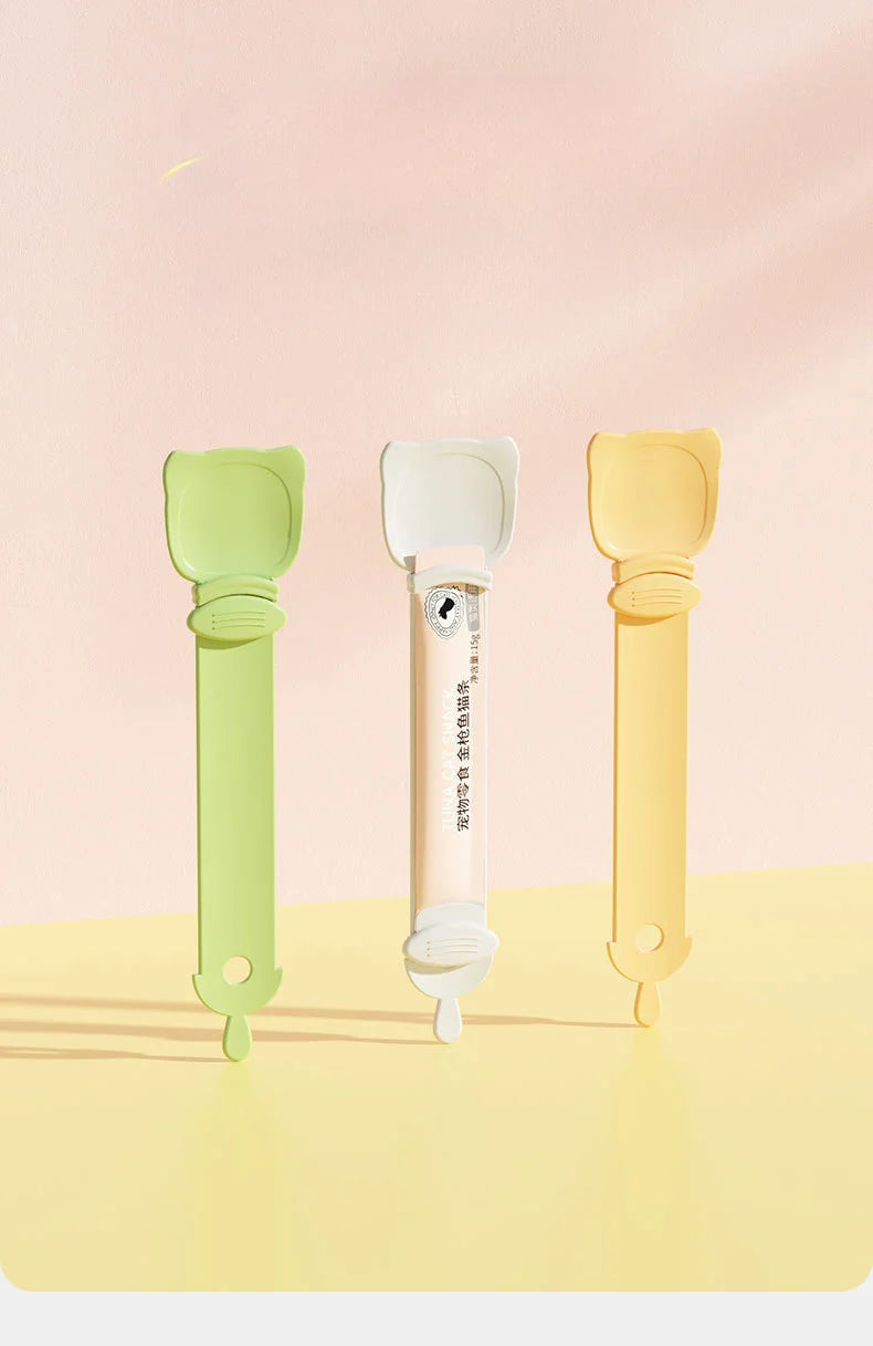 Pet Feeder Spoon Cat Snack Liquid Food Squeeze Tools Multifunctional Cat Feeding Spoon for Wet Food Treat Puppy Kitten Dispenser