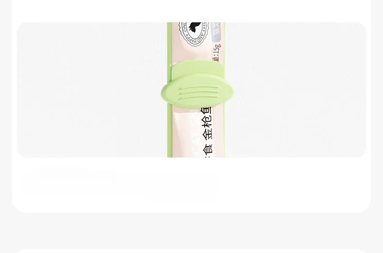 Pet Feeder Spoon Cat Snack Liquid Food Squeeze Tools Multifunctional Cat Feeding Spoon for Wet Food Treat Puppy Kitten Dispenser
